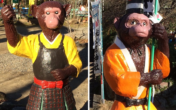 桃太郎神社のサル